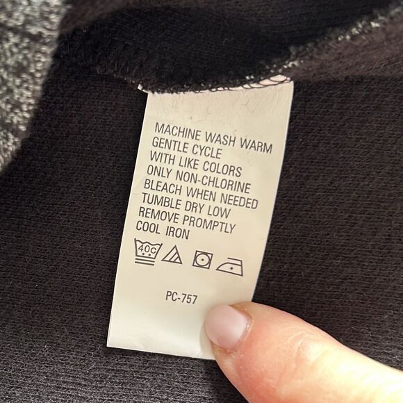 GB Geoffrey Bean Sweater Men Large Gray Plaid Henley Pullover Casual Comfy Dad - Picture 4 of 12